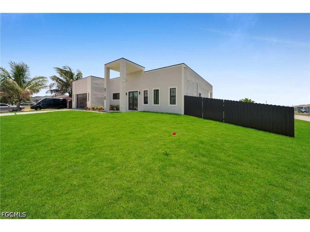 818 NE 10th Street Cape Coral FL 33909 2026020404 image5