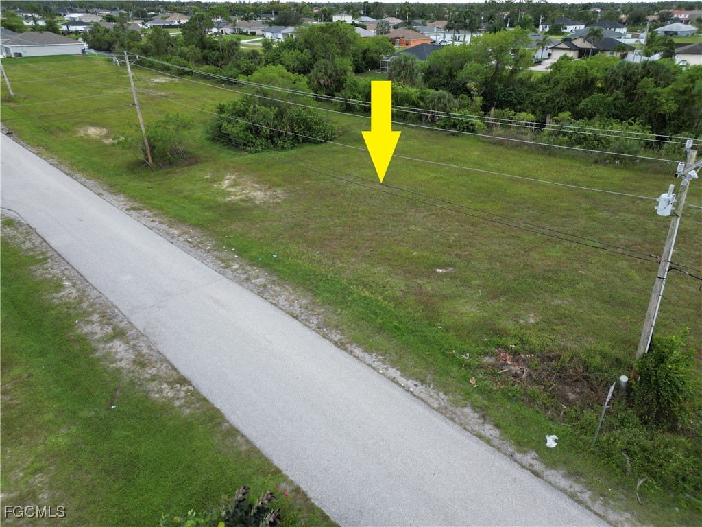 818 NE 32nd Lane Cape Coral FL 33909 2025014263 image3