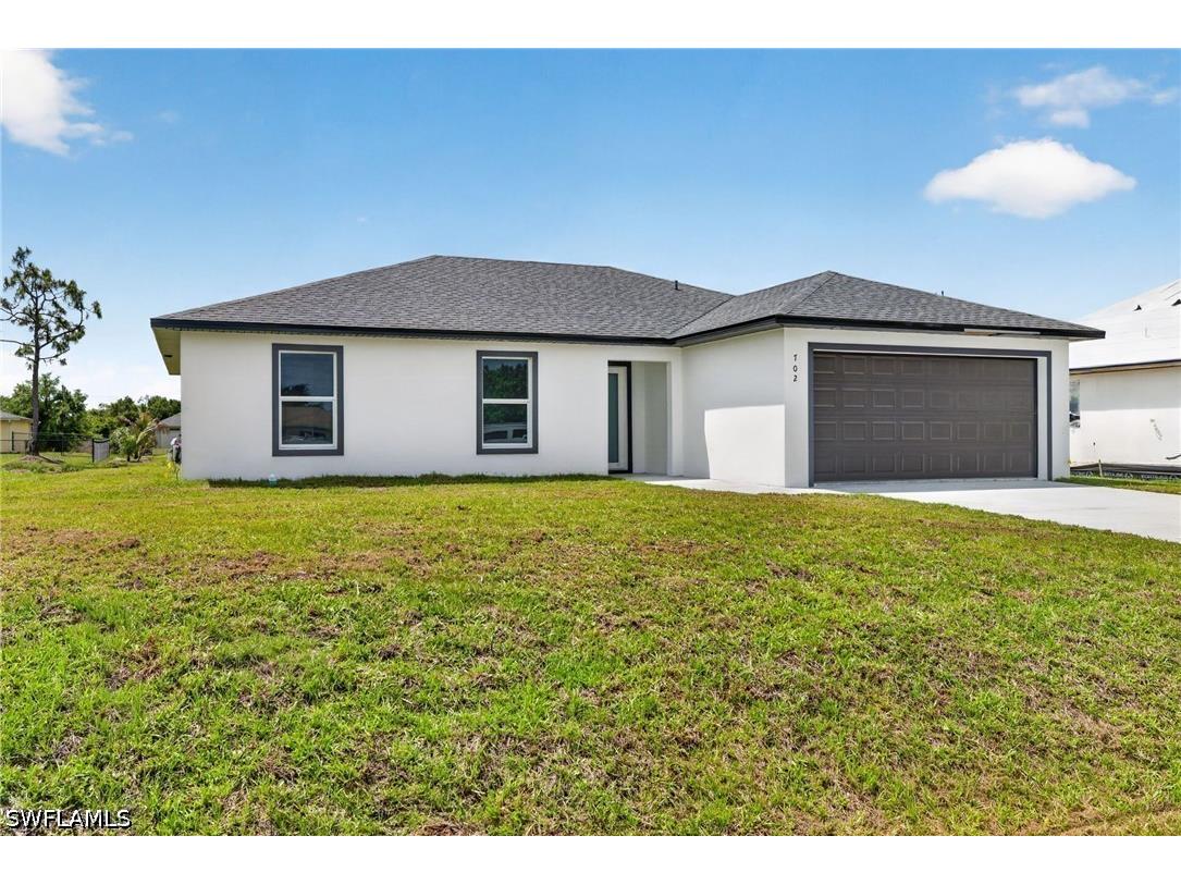 818 Portland Street E Lehigh Acres FL 33974 226018846 image1