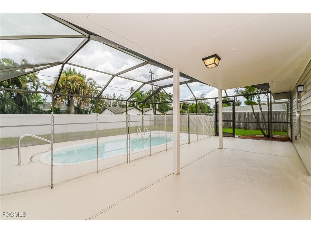 818 SW 31st Street Cape Coral FL 33914 2025021749 image14