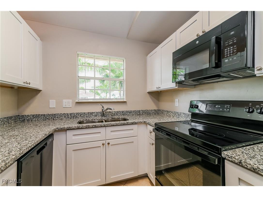 818 SW 31st Street Cape Coral FL 33914 2025021749 image5