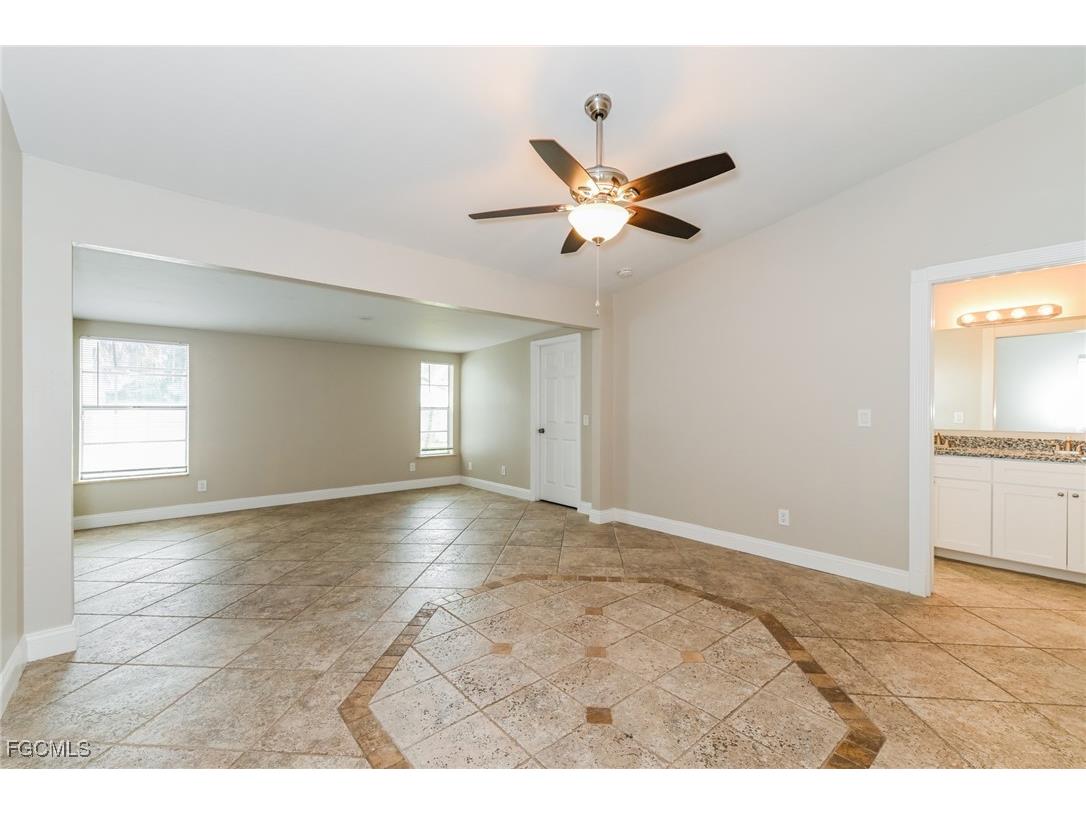 818 SW 31st Street Cape Coral FL 33914 2025021749 image8