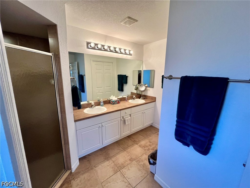 818 SW 8th Place Cape Coral FL 33991 2026017567 image12