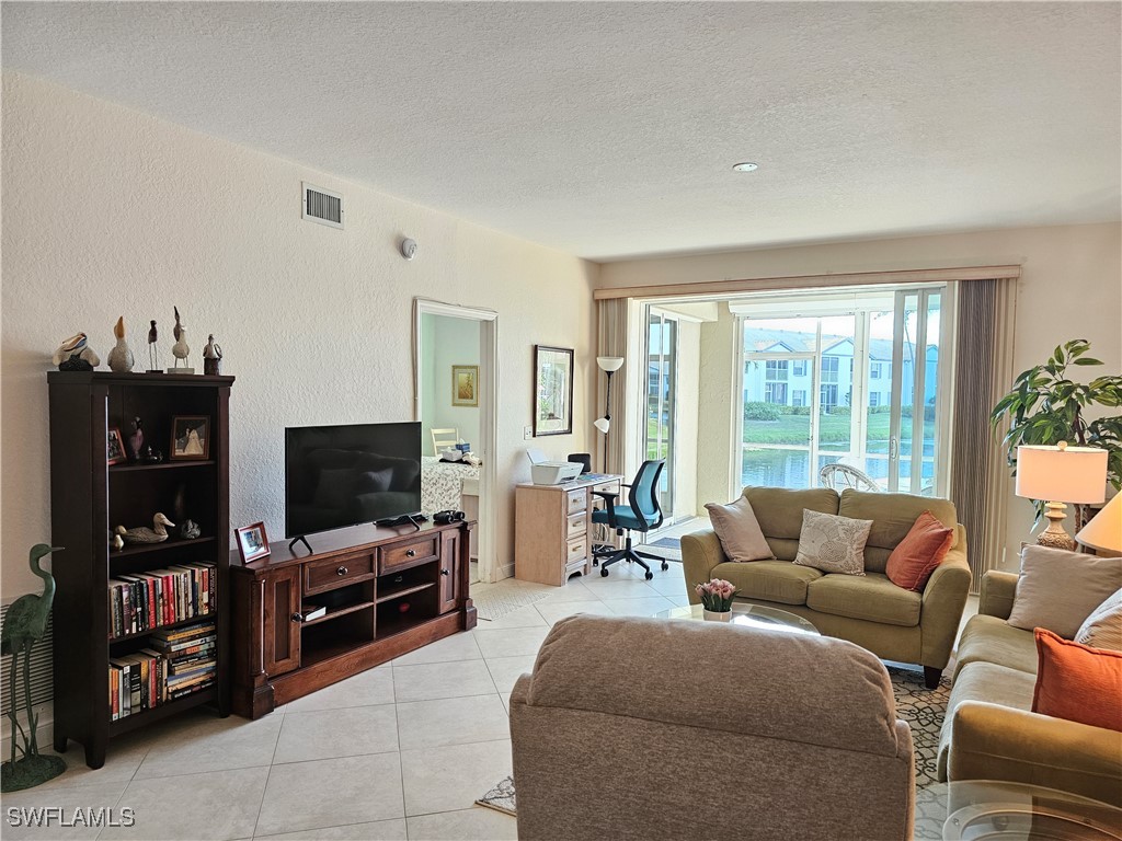818 Tanbark Drive #102 Naples FL 34108 225072560 image6