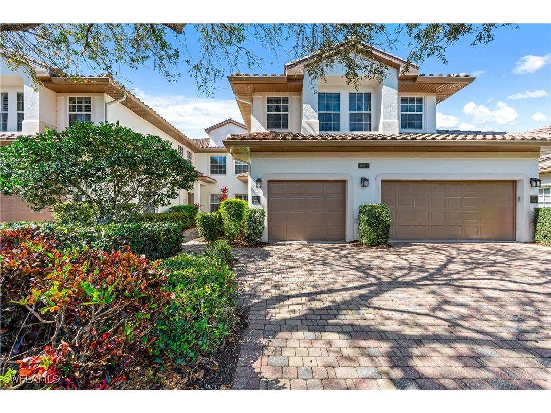 8181 Saratoga Drive #902 Naples FL 34113 225024402 image1
