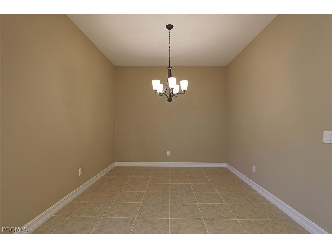 8181 Venetian Pointe Drive Fort Myers FL 33908 2026010109 image15