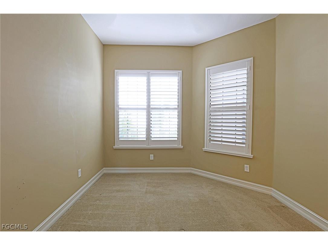 8181 Venetian Pointe Drive Fort Myers FL 33908 2026010109 image22