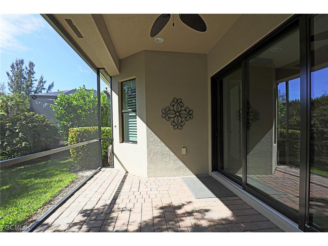8181 Venetian Pointe Drive Fort Myers FL 33908 2026010109 image28