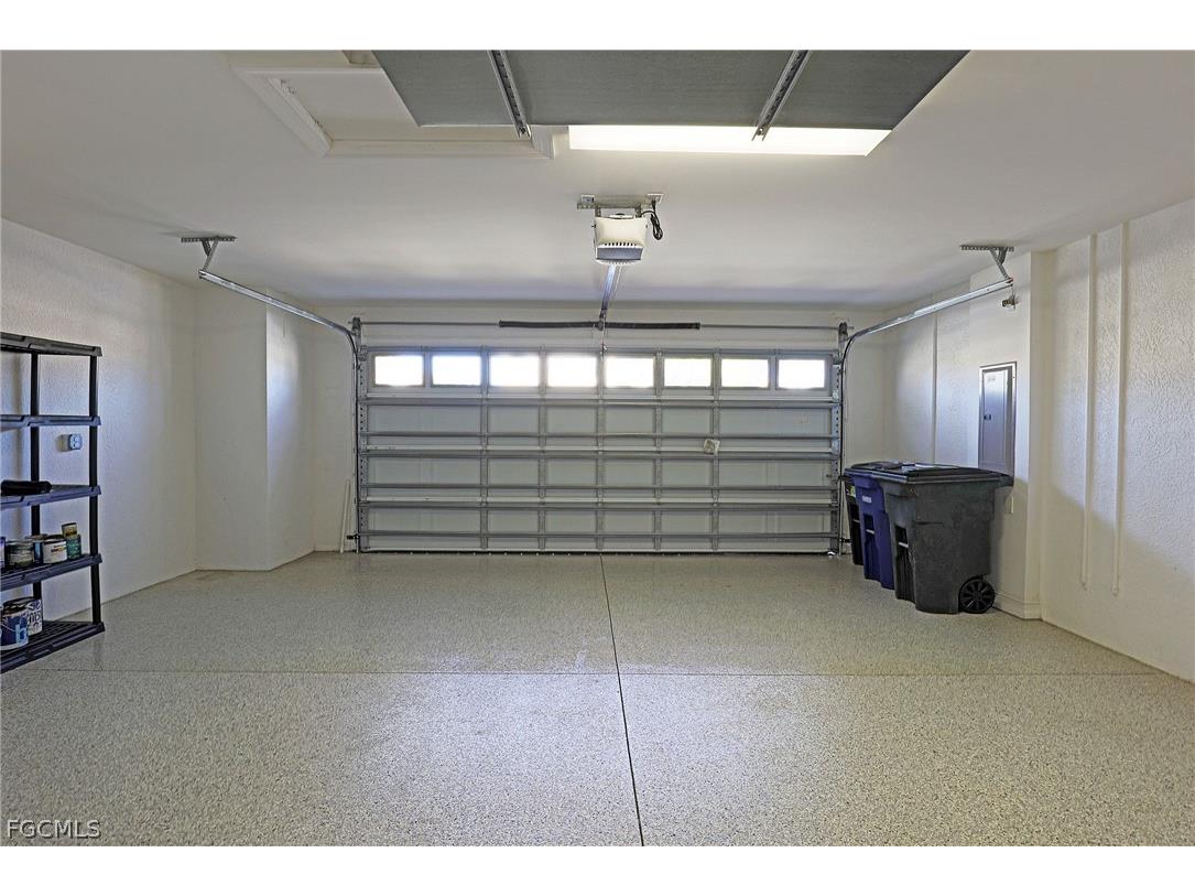 8181 Venetian Pointe Drive Fort Myers FL 33908 2026010109 image31