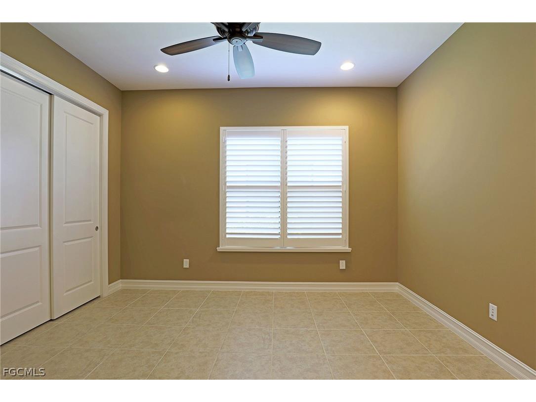 8181 Venetian Pointe Drive Fort Myers FL 33908 2026010109 image7