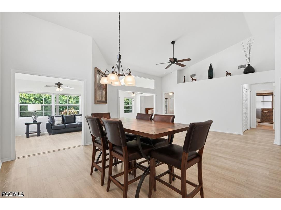 8185 Breton Circle Fort Myers FL 33912 2026027329 image16