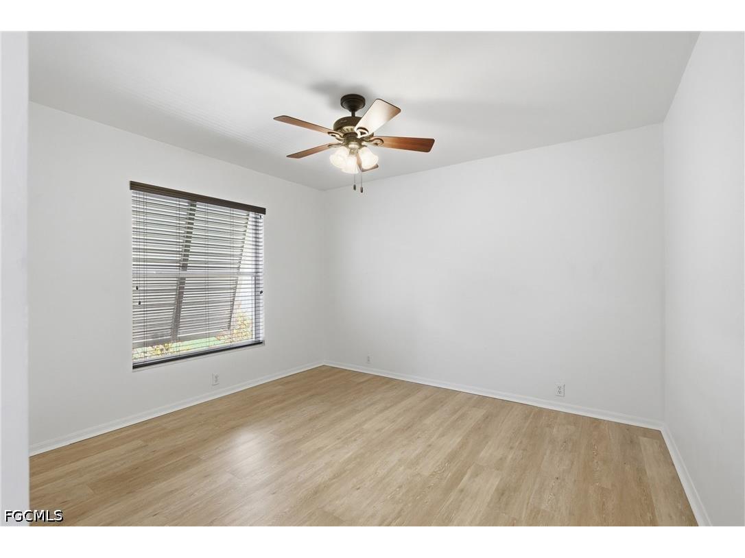 8185 Breton Circle Fort Myers FL 33912 2026027329 image25
