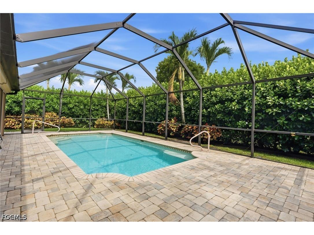 8185 Breton Circle Fort Myers FL 33912 2026027329 image32