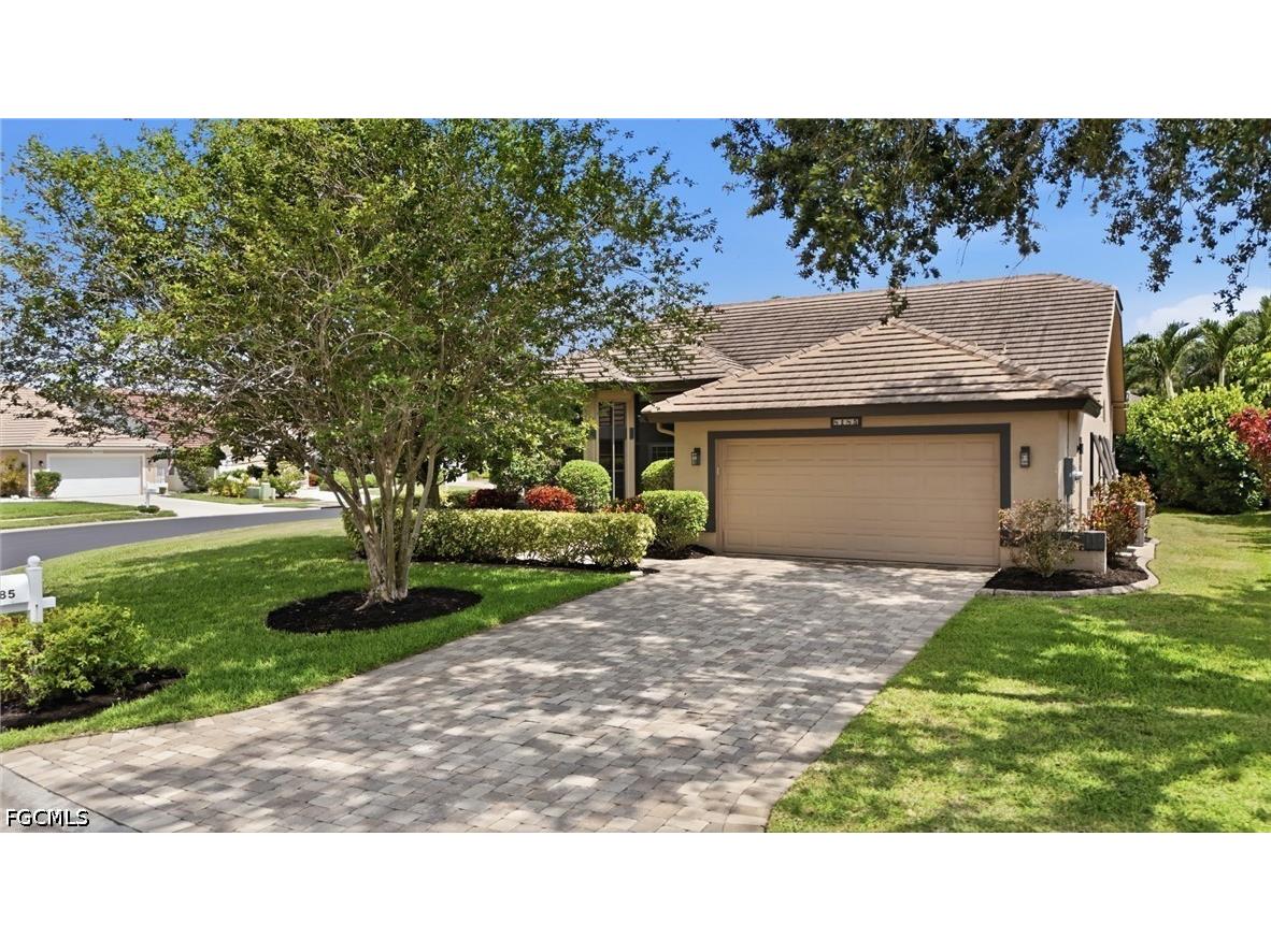 8185 Breton Circle Fort Myers FL 33912 2026027329 image33