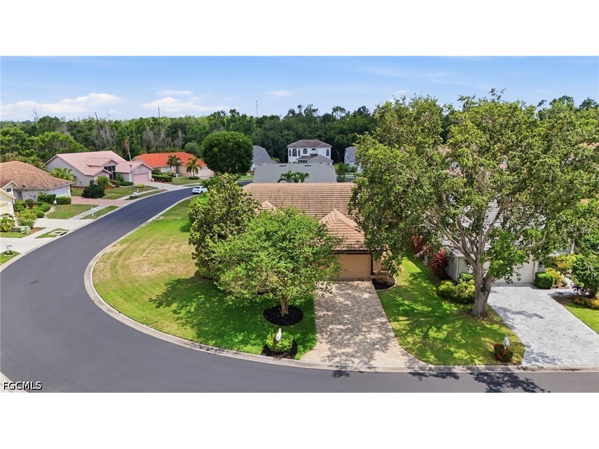 8185 Breton Circle Fort Myers FL 33912 2026027329 image36