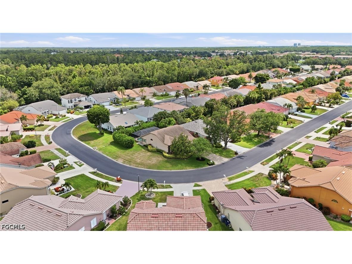 8185 Breton Circle Fort Myers FL 33912 2026027329 image38