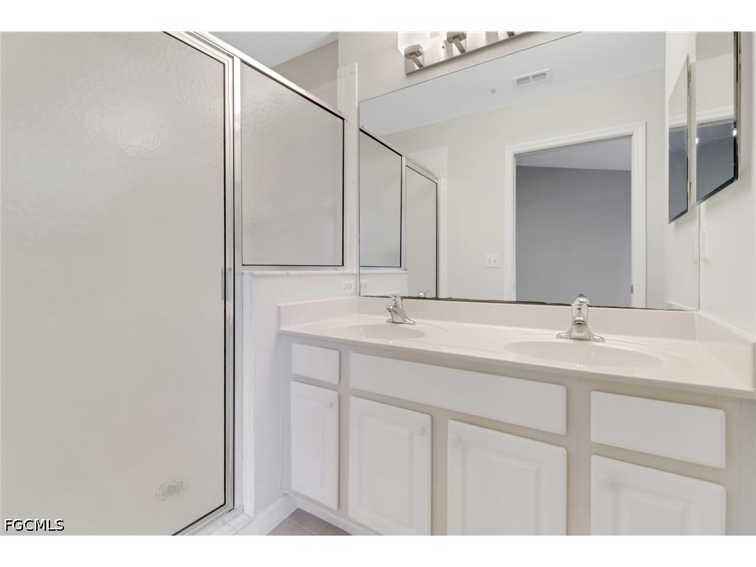 8189 Pacific Beach Drive Fort Myers FL 33966 2026029329 image19