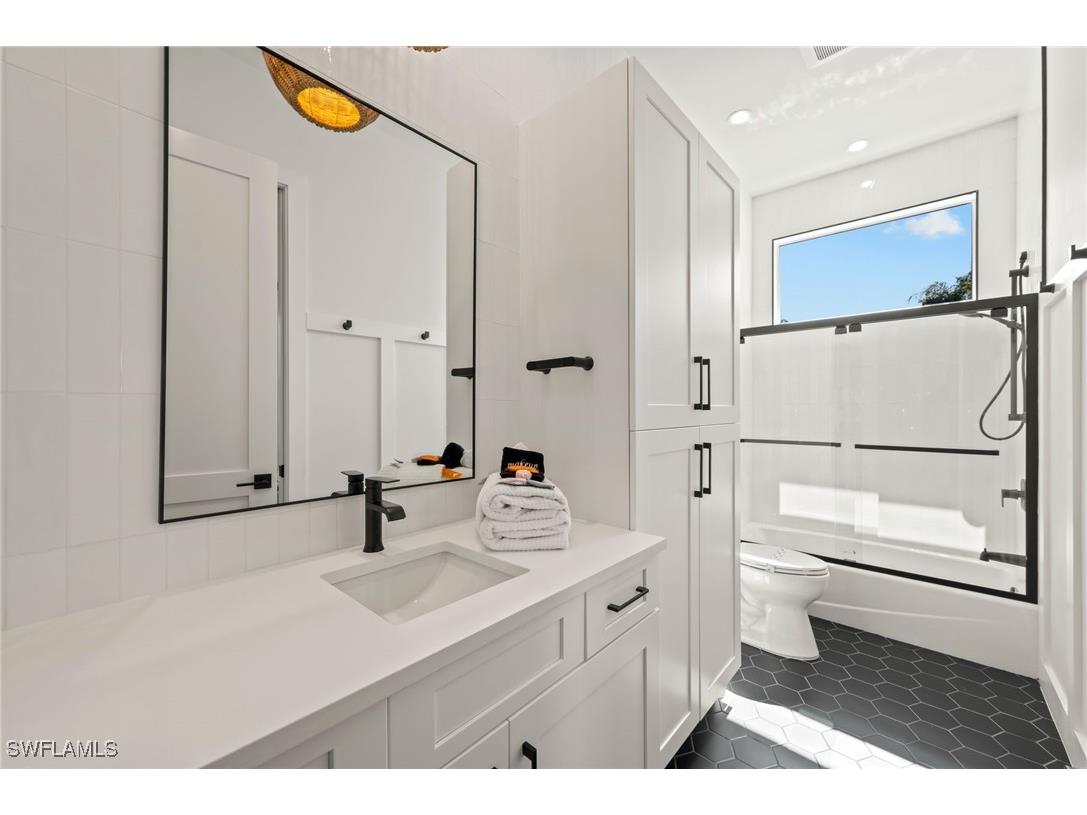 819 91st Avenue N Naples FL 34108 225062752 image16