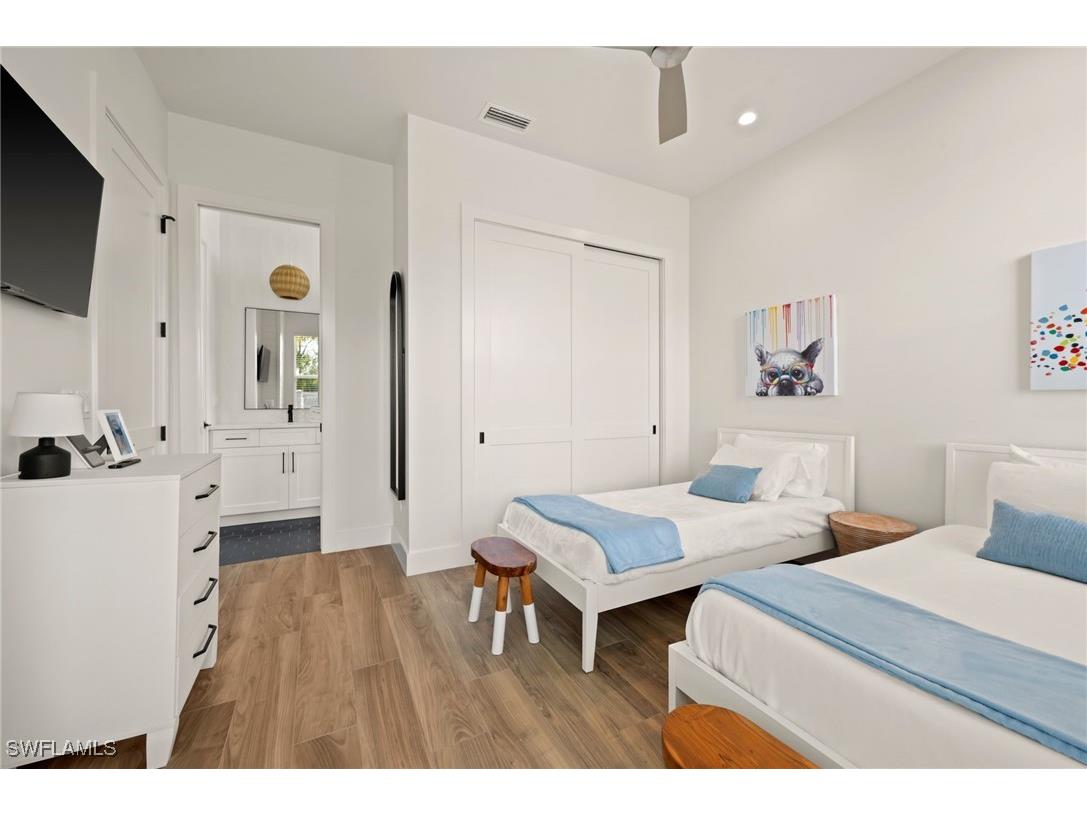 819 91st Avenue N Naples FL 34108 225062752 image17