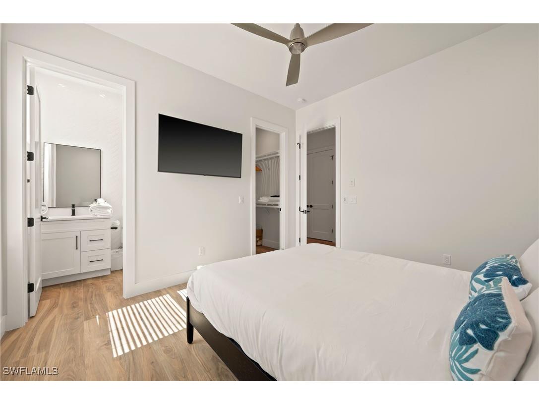 819 91st Avenue N Naples FL 34108 225062752 image18