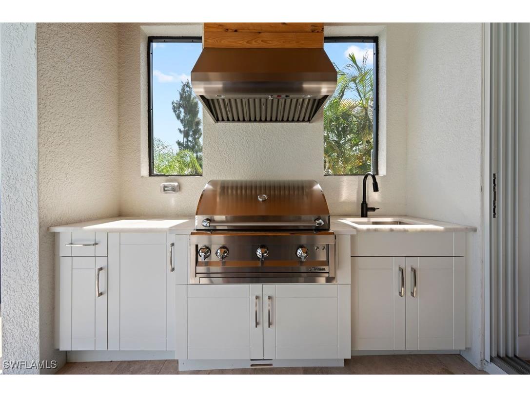 819 91st Avenue N Naples FL 34108 225062752 image24