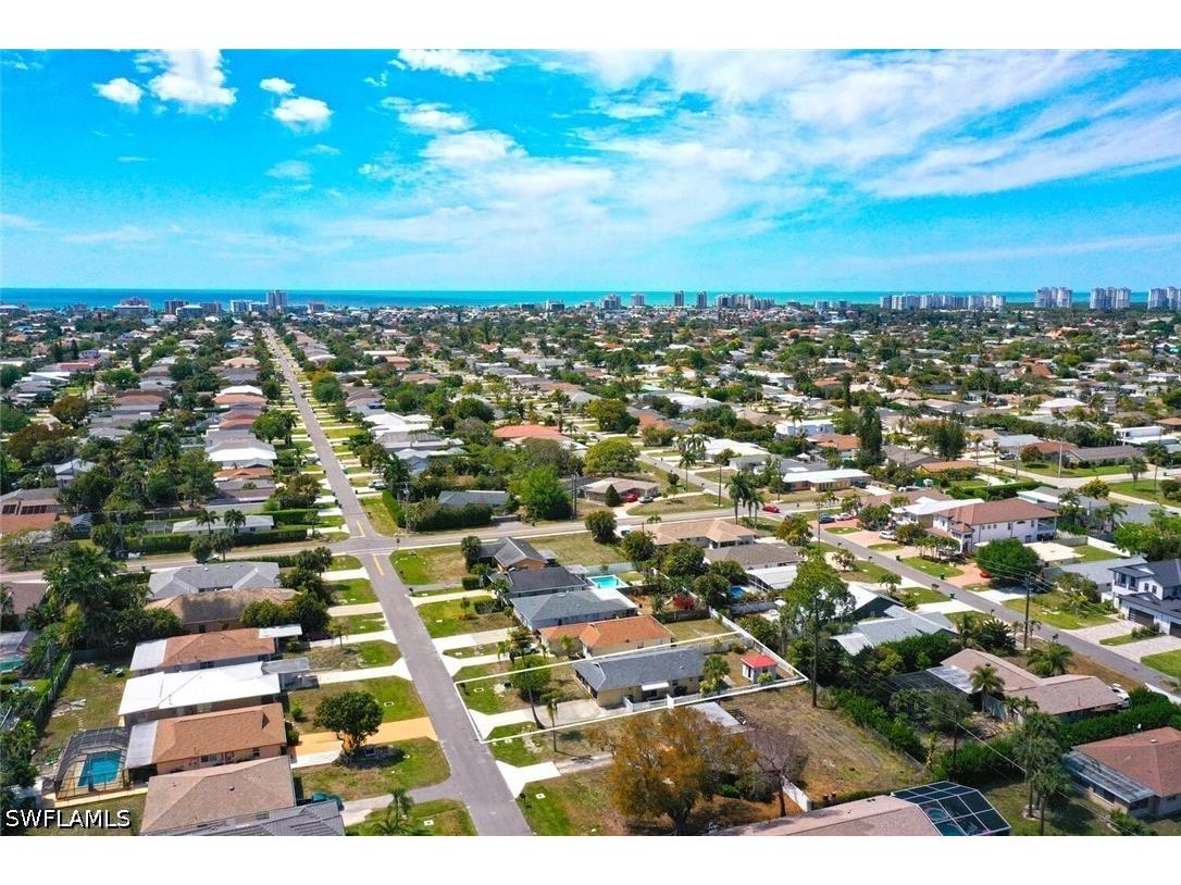 819 98th Avenue N Naples FL 34108 226012979 image1