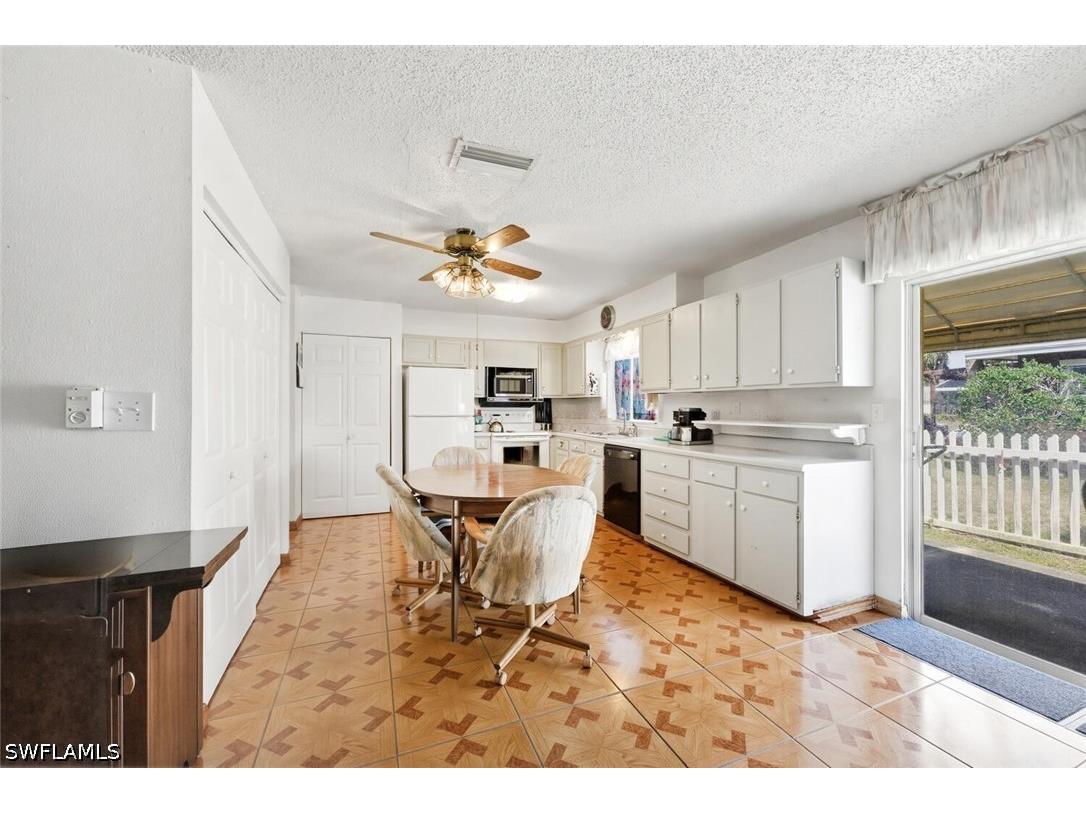 819 98th Avenue N Naples FL 34108 226012979 image10