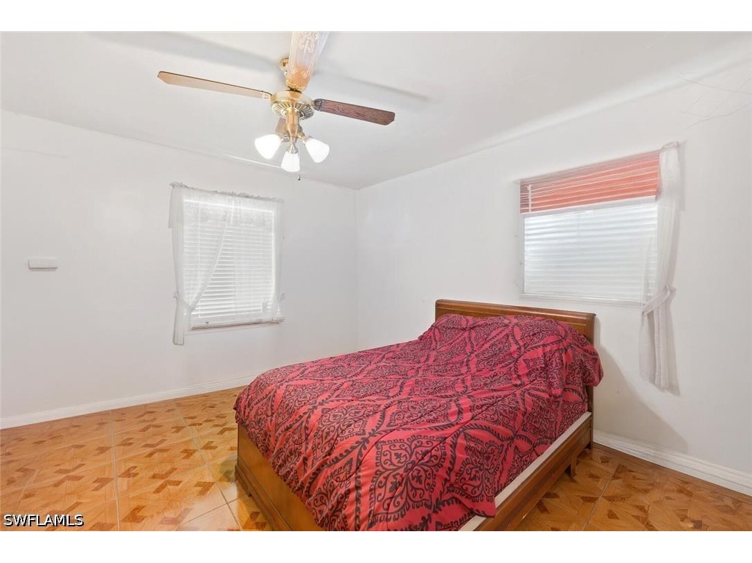 819 98th Avenue N Naples FL 34108 226012979 image17