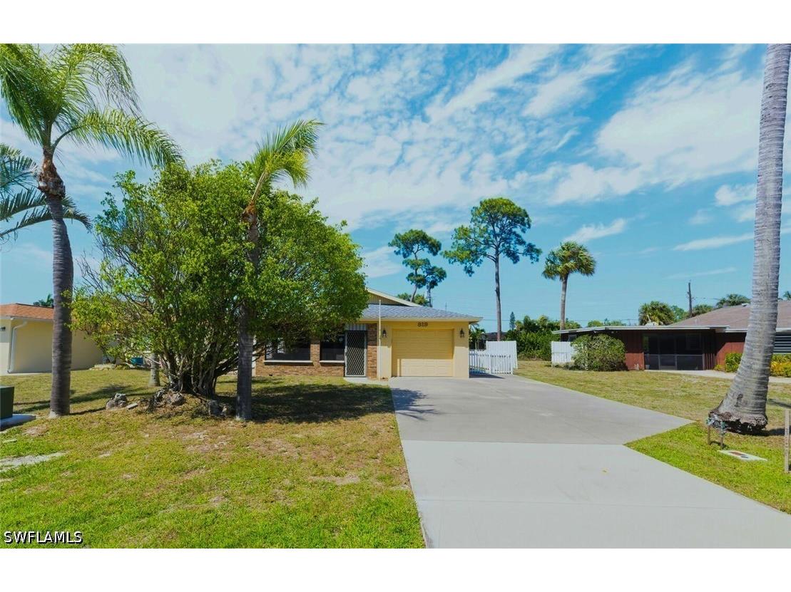 819 98th Avenue N Naples FL 34108 226012979 image3