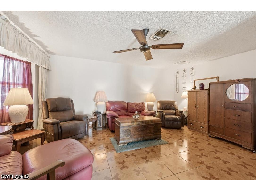 819 98th Avenue N Naples FL 34108 226012979 image7