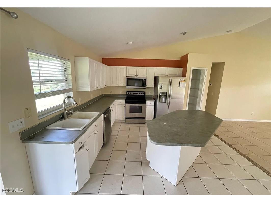 819 Abrams Boulevard Lehigh Acres FL 33971 2025022478 image6