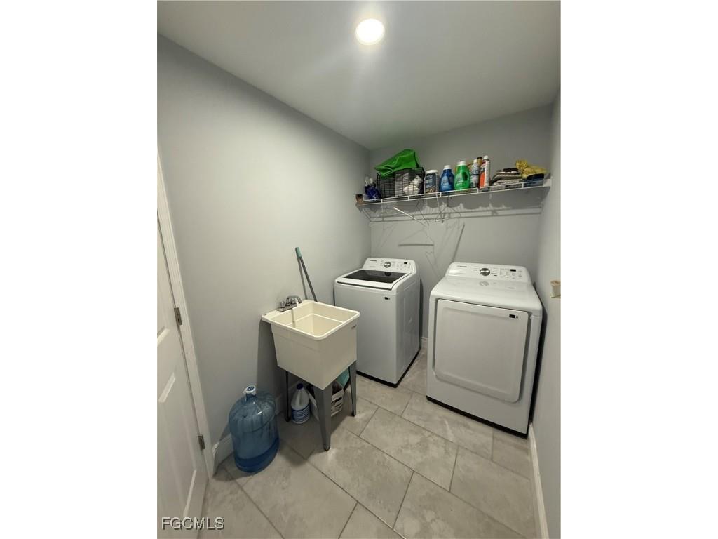 819 Alvin Avenue Lehigh Acres FL 33971 2025005521 image4