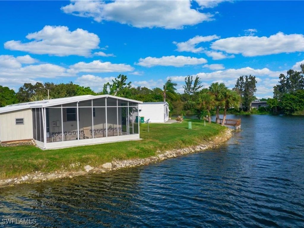 819 Cape Haze Lane Naples FL 34104 224081944 image1