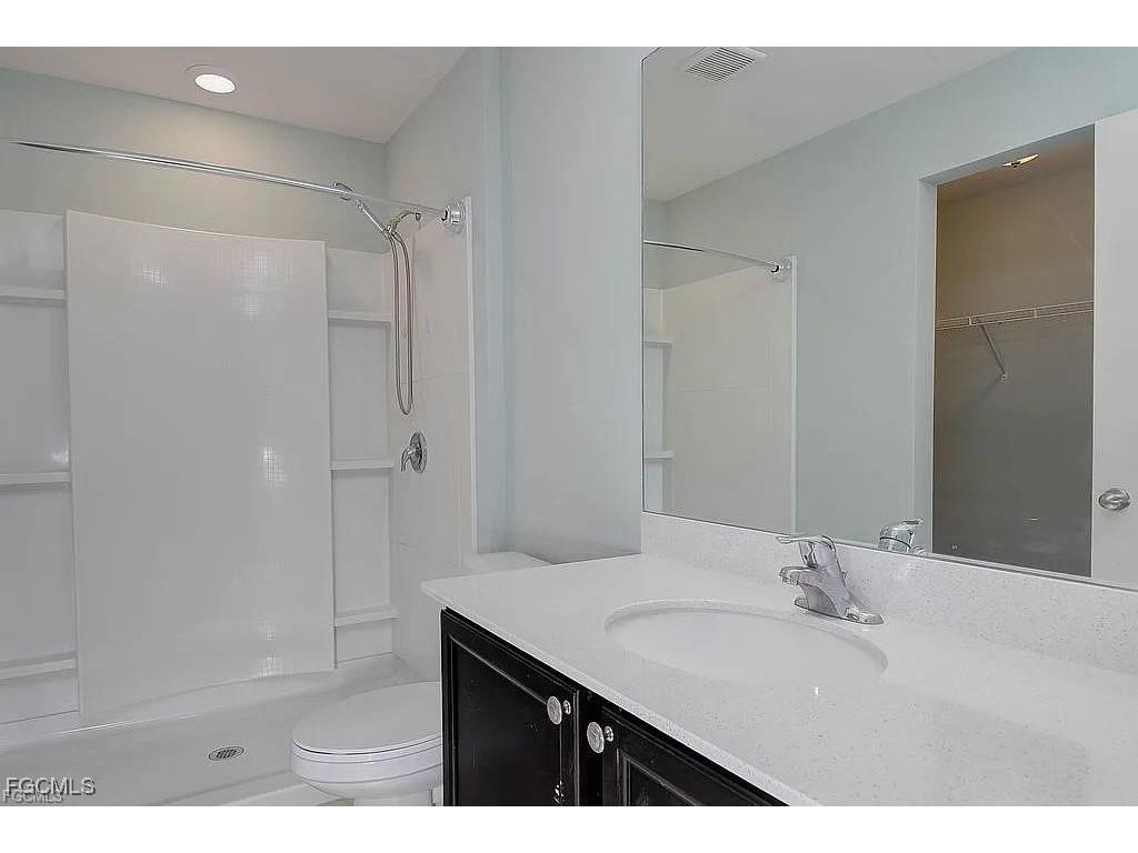 819 La Salle Avenue Fort Myers FL 33913 2025016344 image12