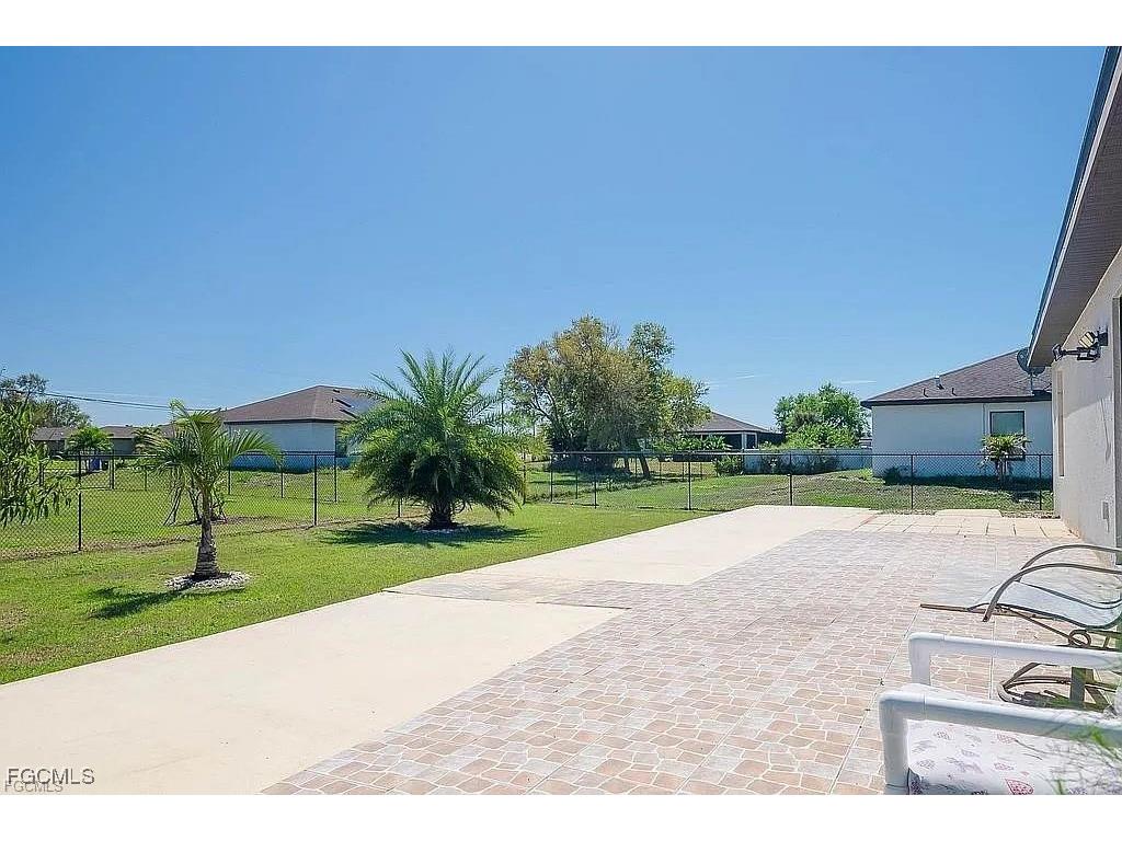 819 La Salle Avenue Fort Myers FL 33913 2025016344 image20