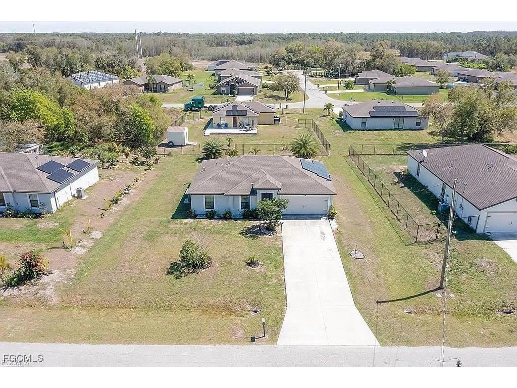 819 La Salle Avenue Fort Myers FL 33913 2025016344 image23