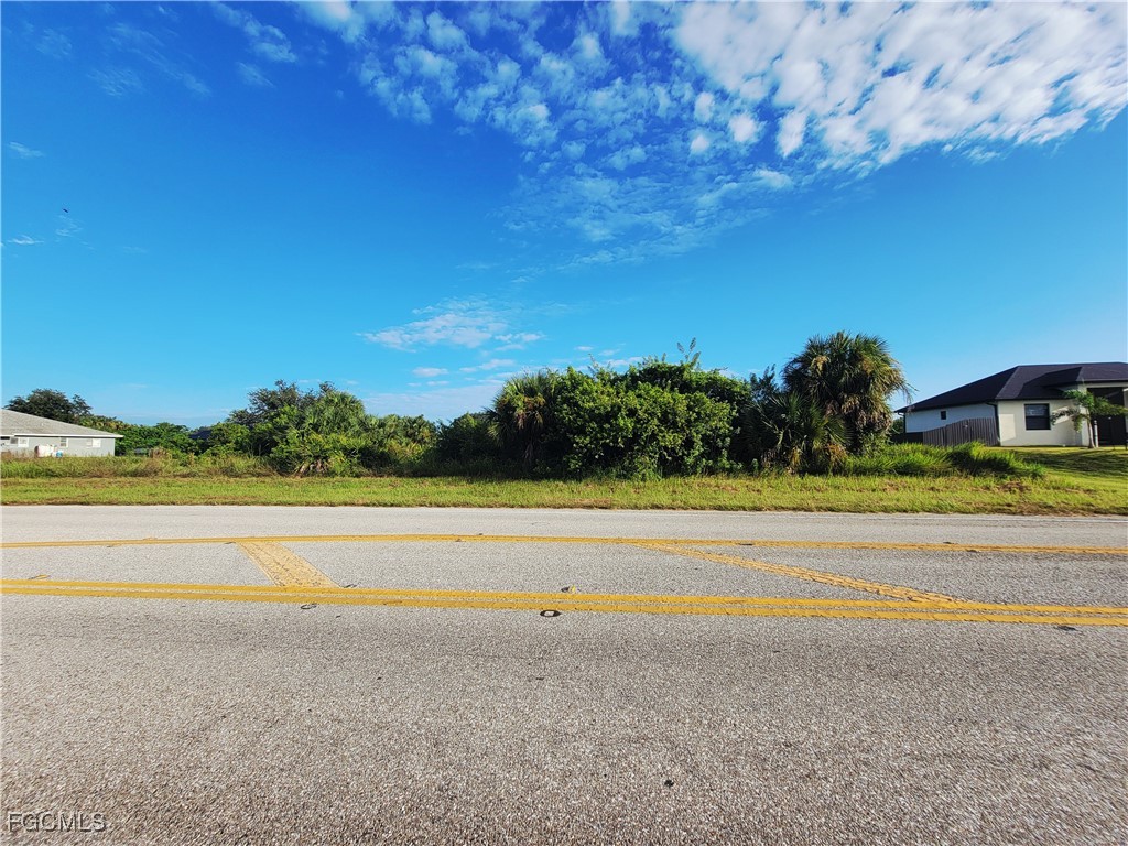 819 Milwaukee Boulevard Lehigh Acres FL 33974 2025012316 image9