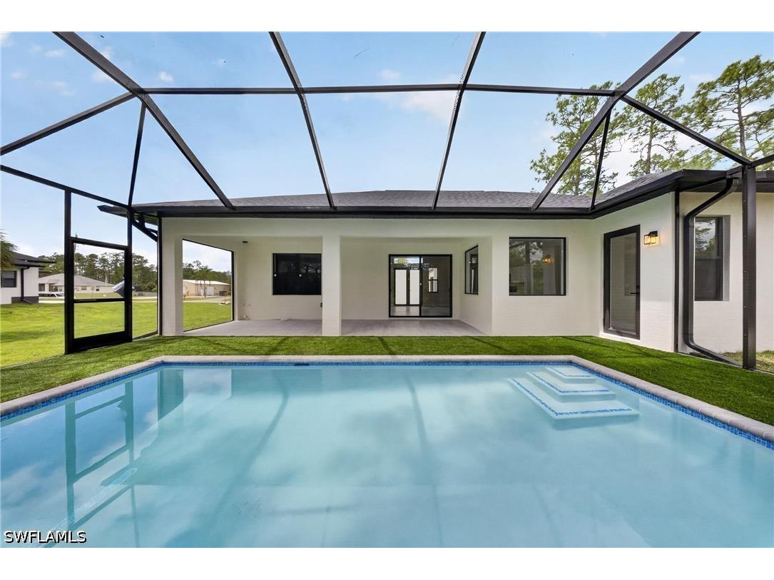 819 Moore Avenue Lehigh Acres FL 33972 226020185 image3
