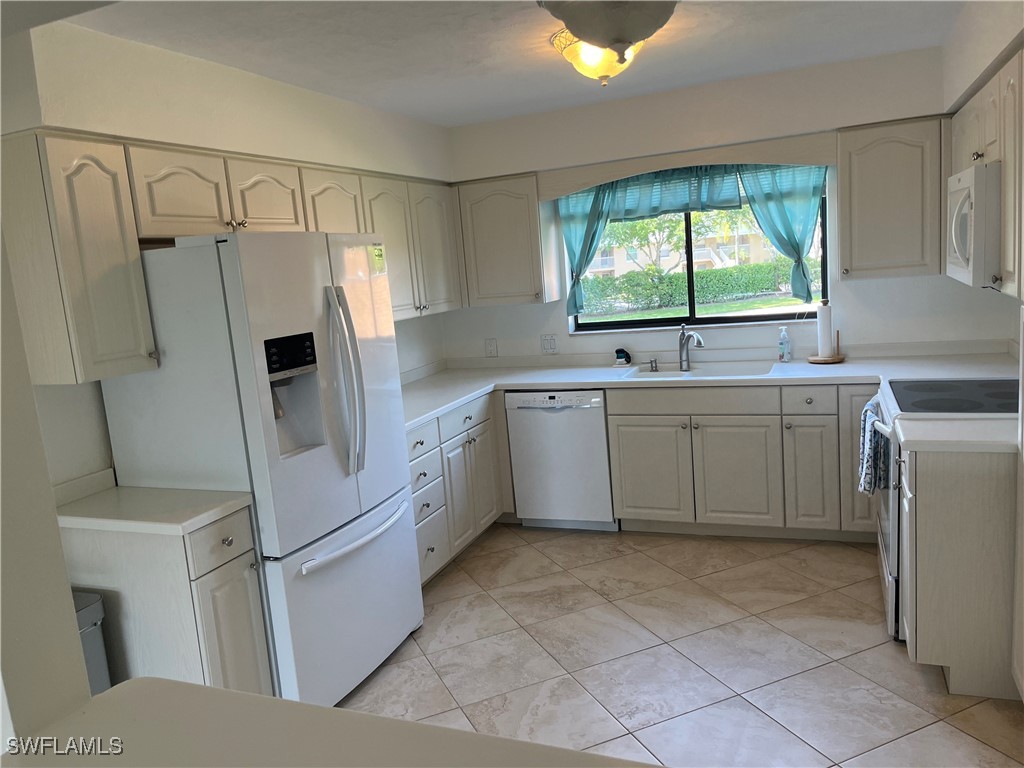 819 Palm View Drive #17 Naples FL 34110 225064771 image5