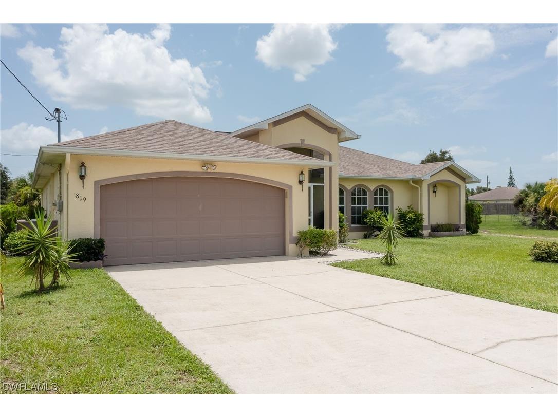 819 Rue Labeau Circle Fort Myers FL 33913 223053791 image1