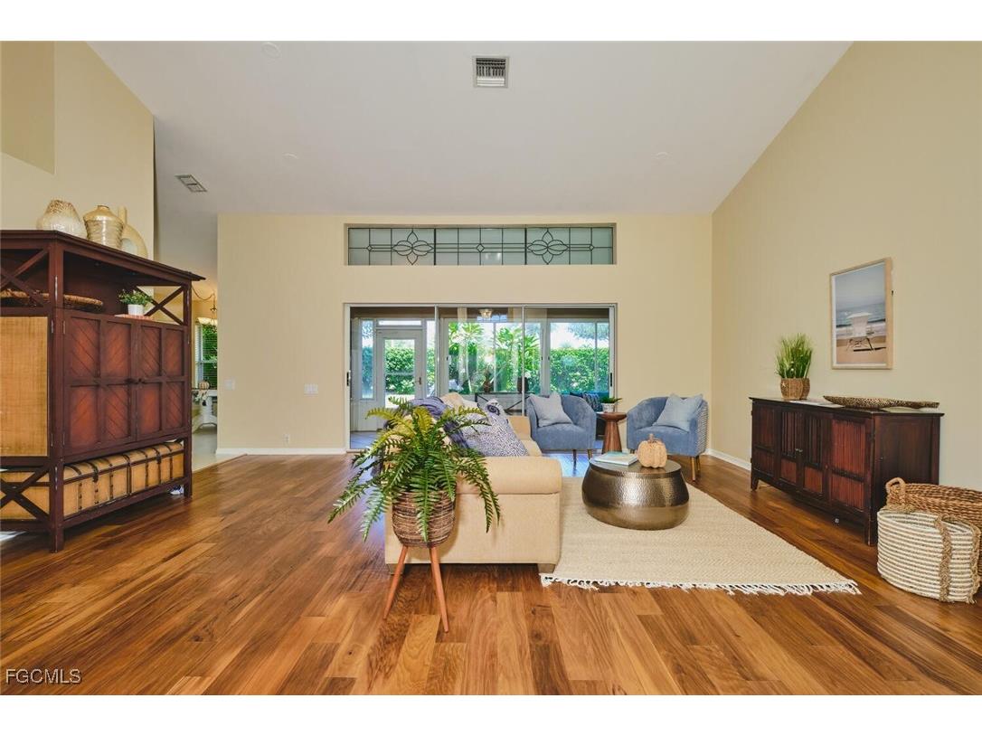 8192 Breton Circle Fort Myers FL 33912 2025010894 image11