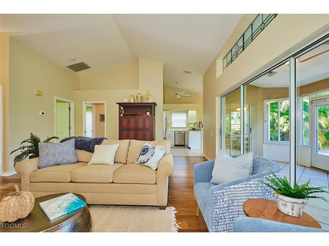 8192 Breton Circle Fort Myers FL 33912 2025010894 image16