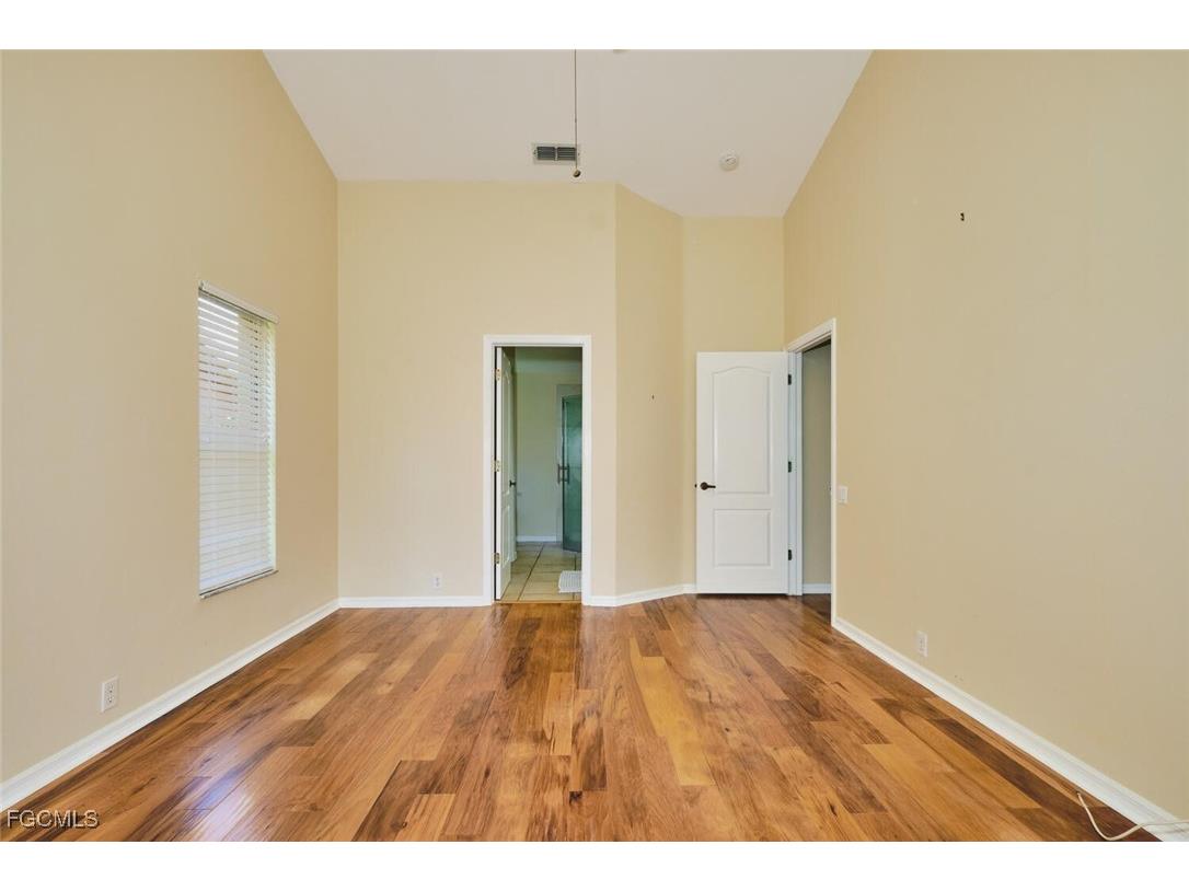 8192 Breton Circle Fort Myers FL 33912 2025010894 image26