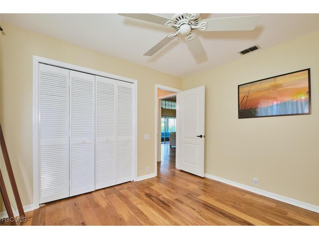 8192 Breton Circle Fort Myers FL 33912 2025010894 image28