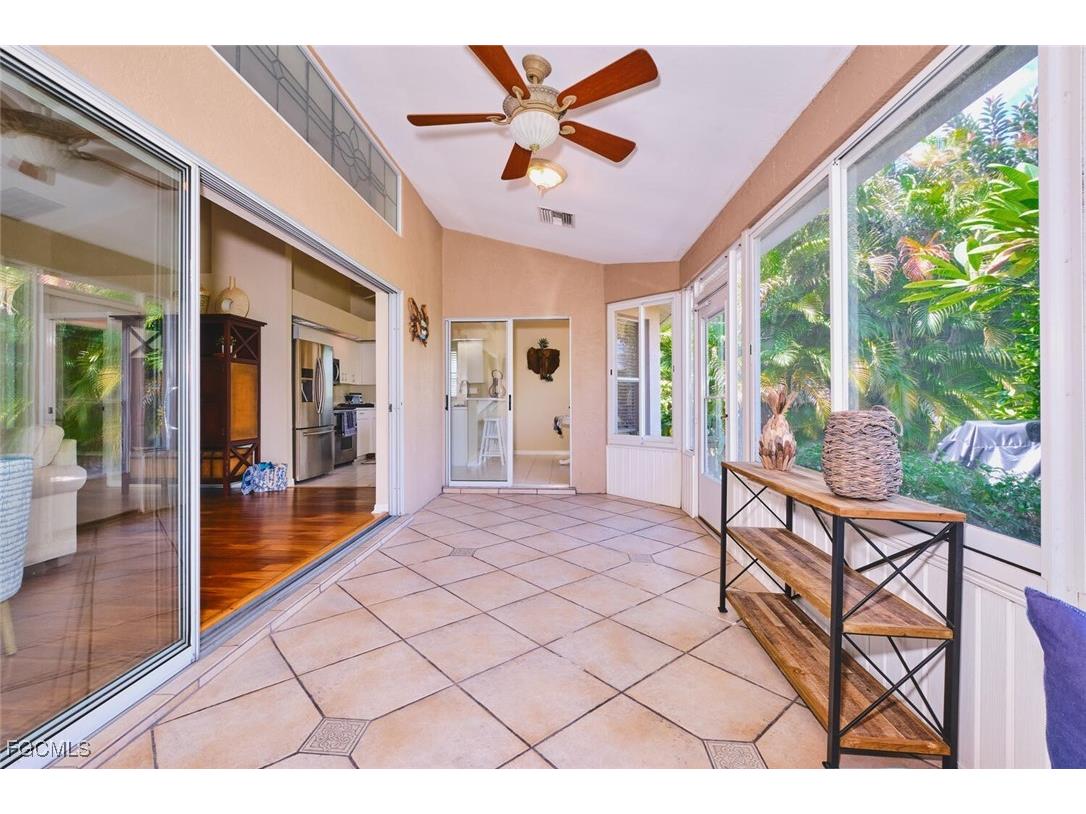 8192 Breton Circle Fort Myers FL 33912 2025010894 image36