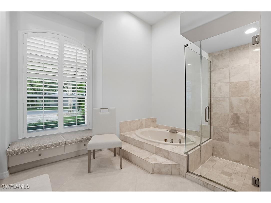 8192 Lowbank Drive Naples FL 34109 225066427 image29