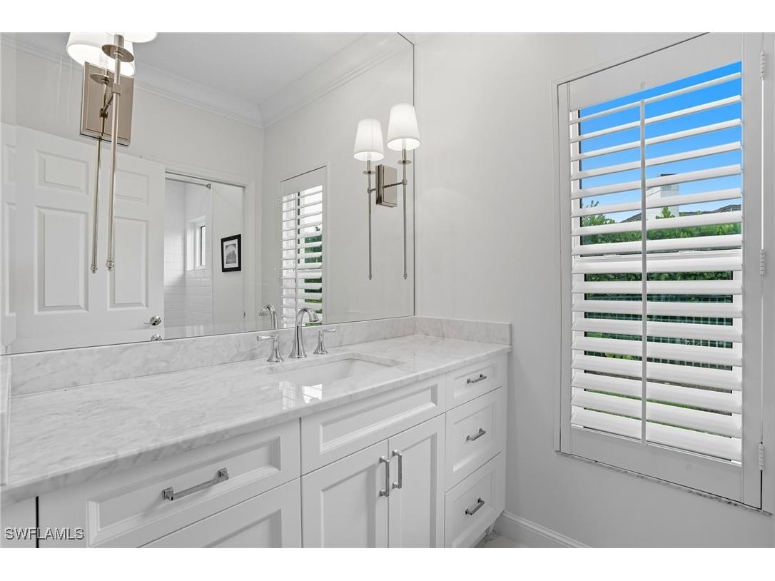 8192 Lowbank Drive Naples FL 34109 225066427 image34