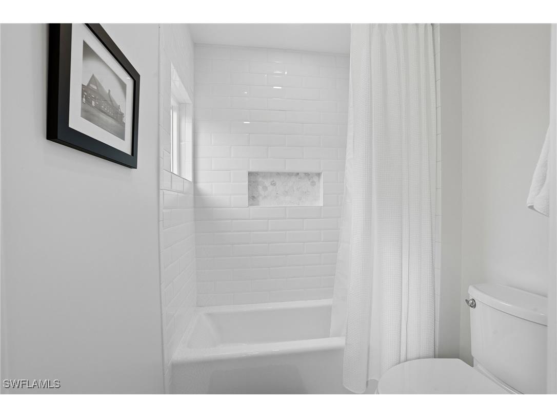 8192 Lowbank Drive Naples FL 34109 225066427 image35