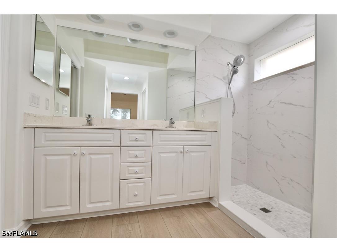 8196 Ibis Cove Circle #B210 Naples FL 34119 226014727 image10