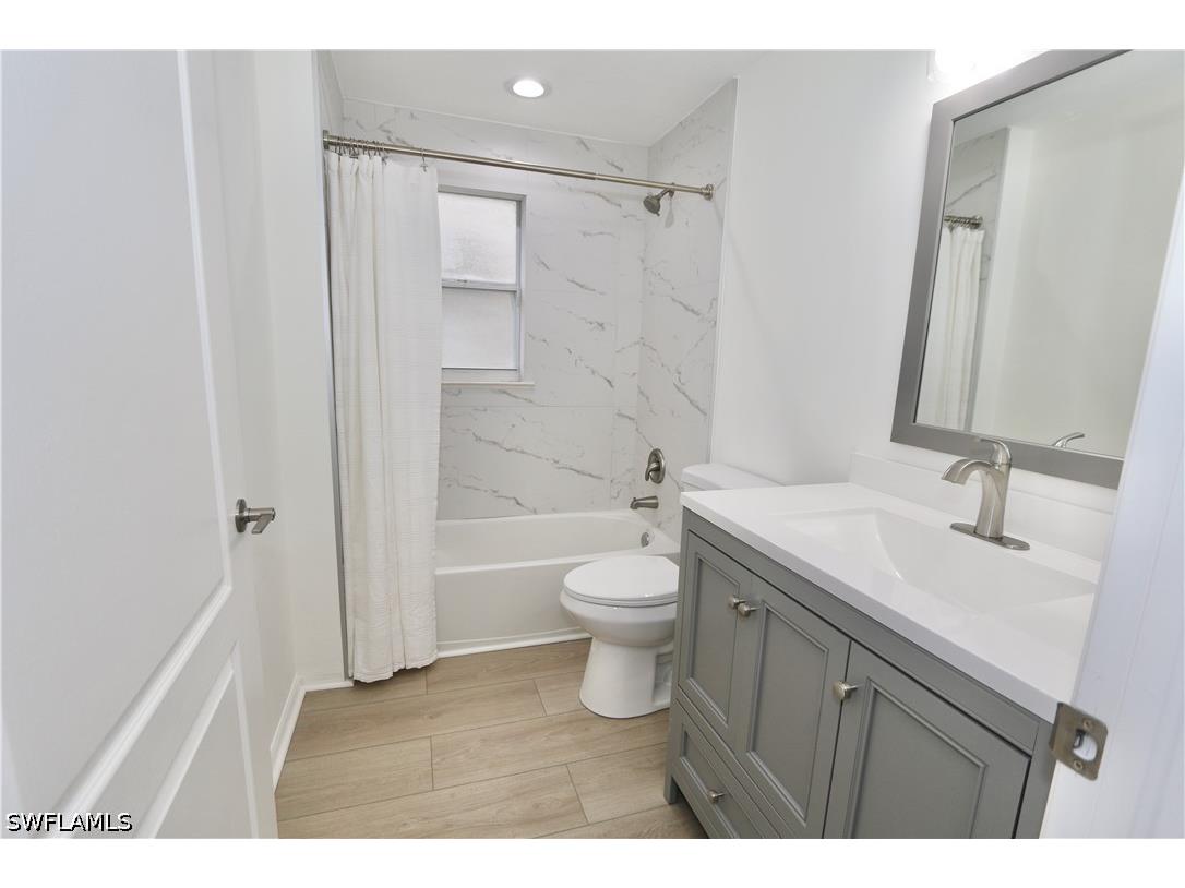 8196 Ibis Cove Circle #B210 Naples FL 34119 226014727 image14